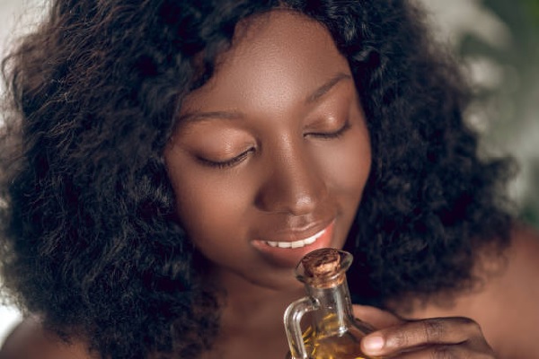 Best Oil for Glowing Skin in Nigeria